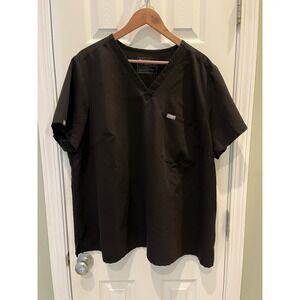 Figs Technical Collection Catrina One-Pocket Scrub Top Sz 4XL Black 1SW100003